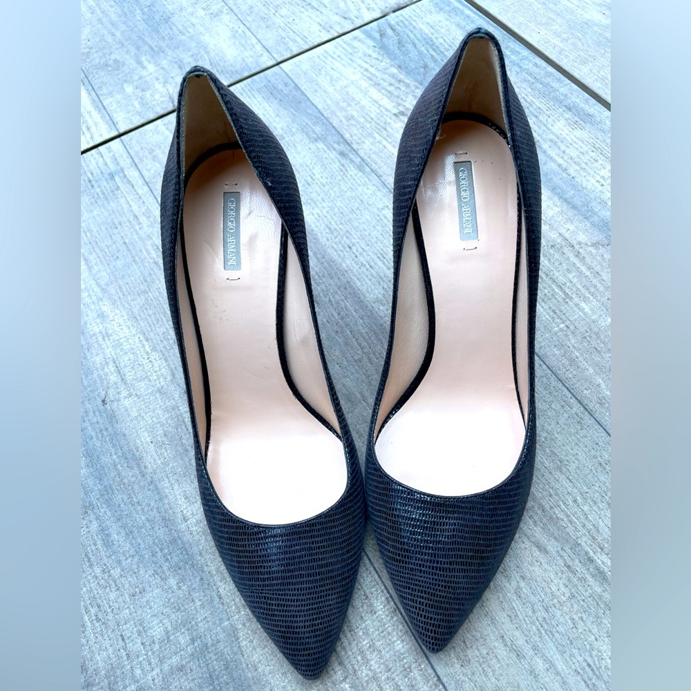 NEW Giorgio Armani Textured Leather Heels Smoky Black
